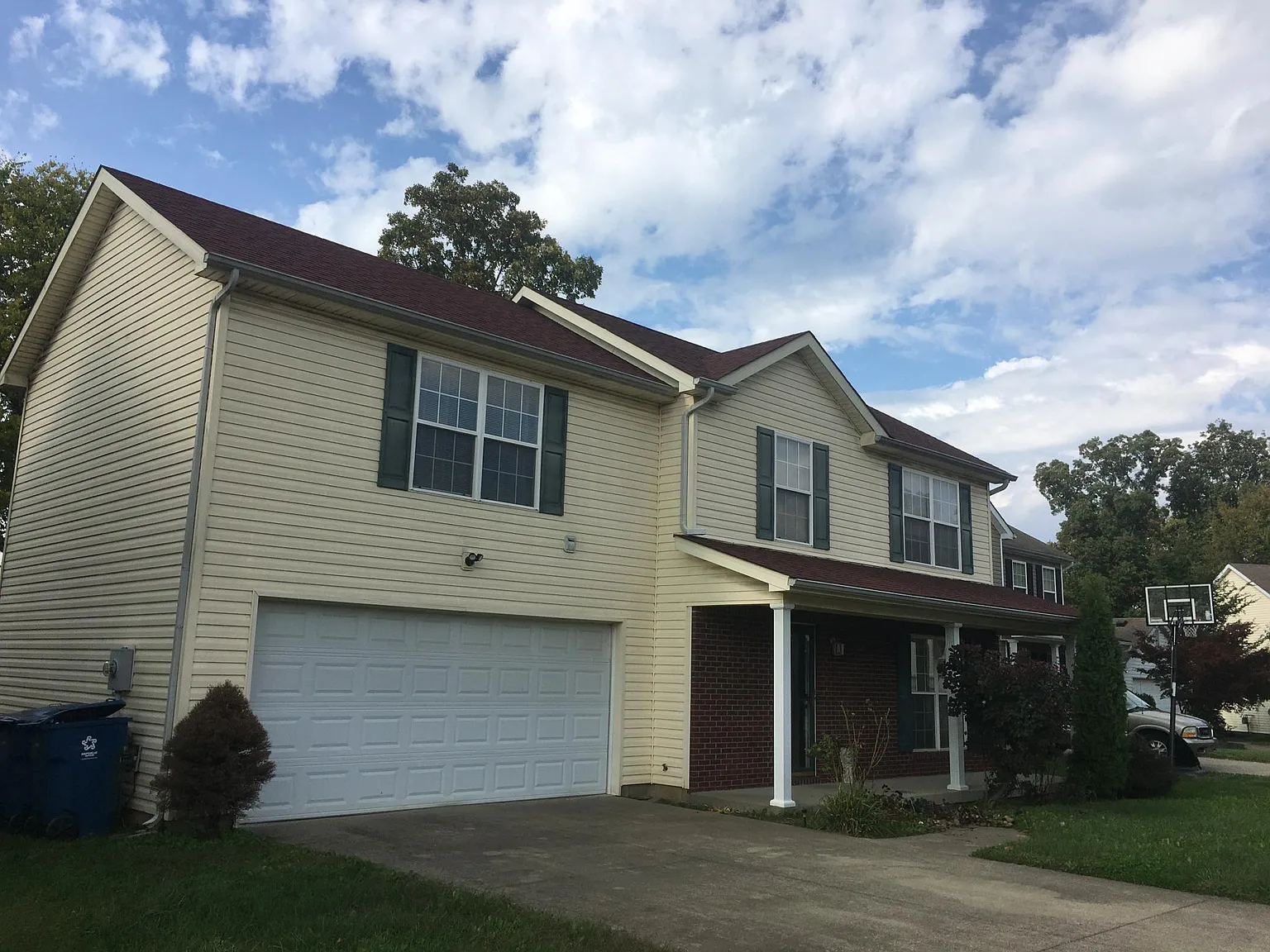 10508 Harrogate Ct — Photo 2