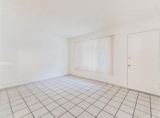 Westland @ Daisy, Long Beach, CA 90813