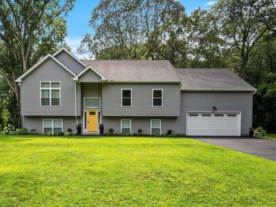 153 Fox Run Lane, Riverhead, NY, 11901