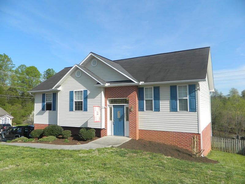 1st image of 7701 Cody Ln