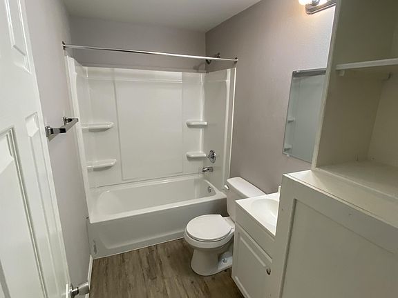 5th image of 115 N Albert Pike Ave #10732472