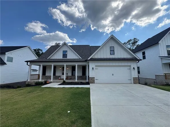 22 Lakewood Ct SE, Cartersville, GA 30120