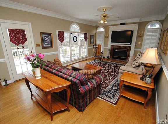 4th image of 6036 Brentmoor Dr