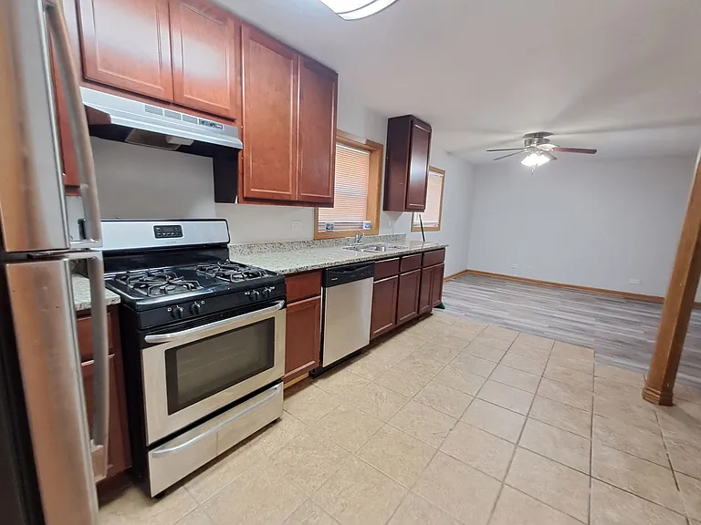 3200 N Newland Ave — Photo 4