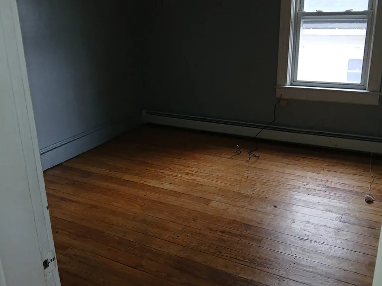 317 Grove St #3F — Photo 1