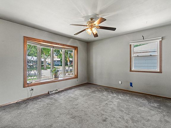 3rd image of 8359 N Celina STREET