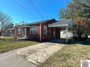 851 S 3rd St, Mayfield, KY 42066