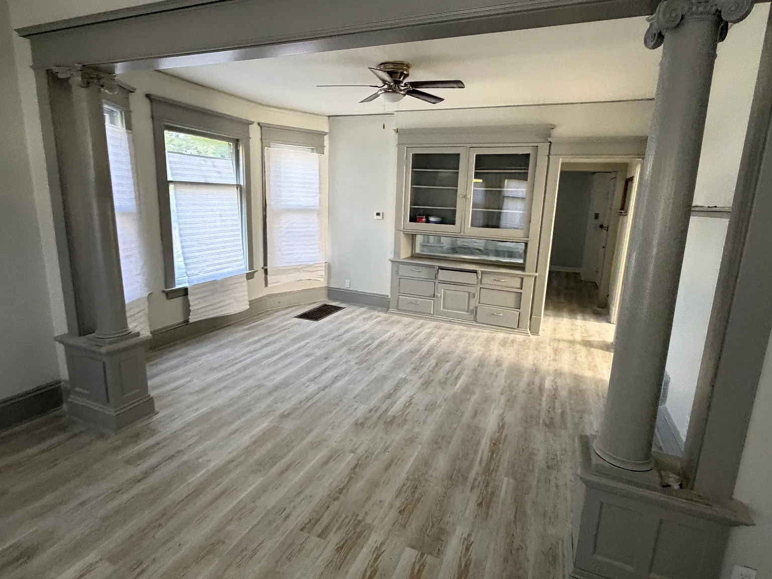 2 bed, 1000 sqft, $1,275 — Photo 2