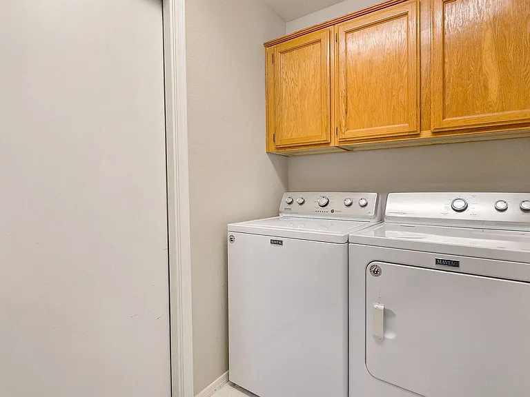 15062 W Piccadilly Rd — Photo 17