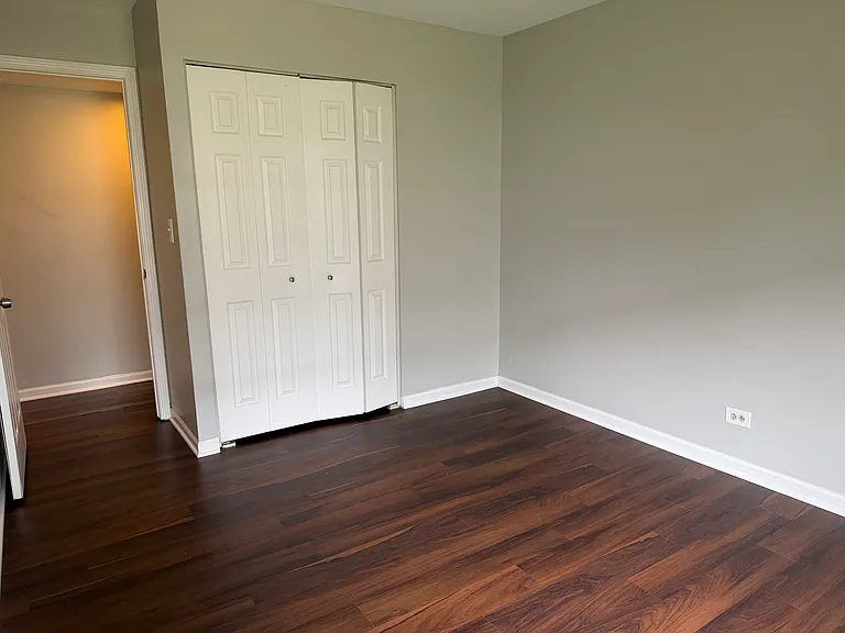 4424 Euclid Ave #1A — Photo 8