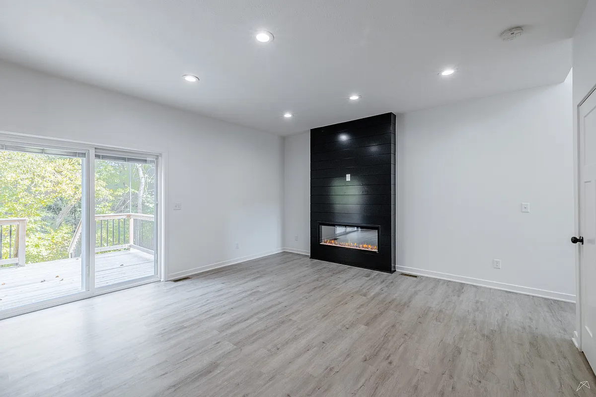 Building Photo - 6204 Franciscan Dr