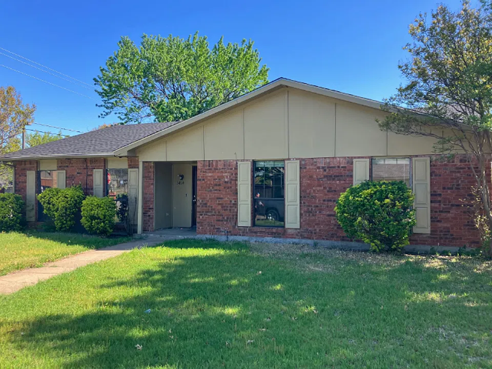 3414 Jones Dr