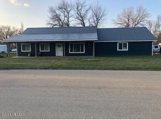 402 4th Ave E, Bryant, SD 57221