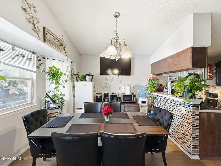 1476 Enrique Perez Cir — Photo 7