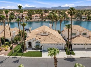 2933 Harbor Cove Dr, Las Vegas, NV 89128