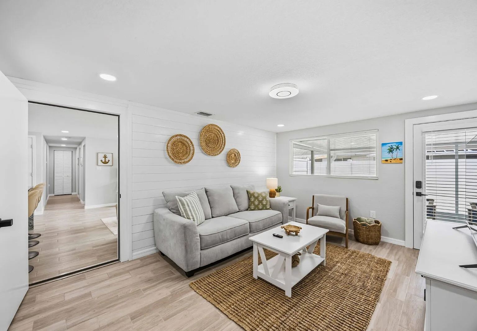 2 bed, 1.0 bath, 800 sqft, $2,500 — Photo 4