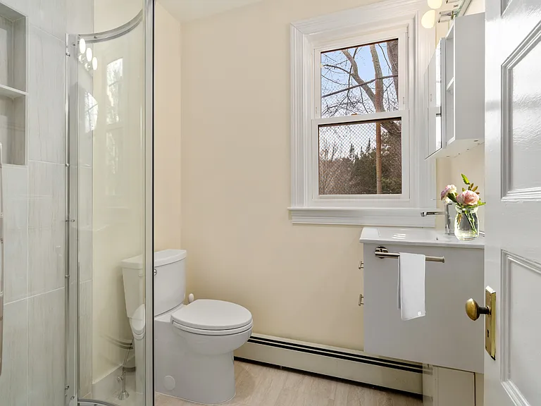 50 Kenwood St — Photo 13