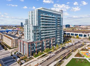 60 Honeycrisp Cres #511, Vaughan, ON L4K 0N5