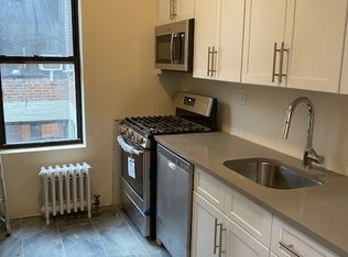 330 Ocean Pkwy APT F8, Brooklyn, NY 11218