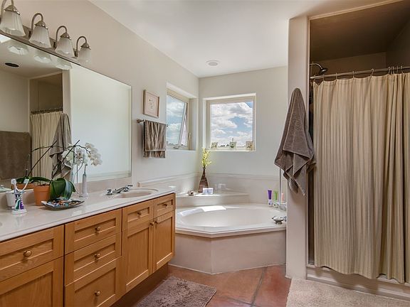 3rd image of 810 Camino Don Emilio