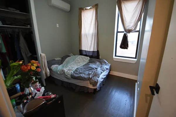 Rented by Brick&Mortar | media 30