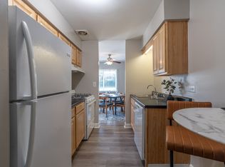 The Arbors of Glen Ellyn, Glen Ellyn, IL 60137
