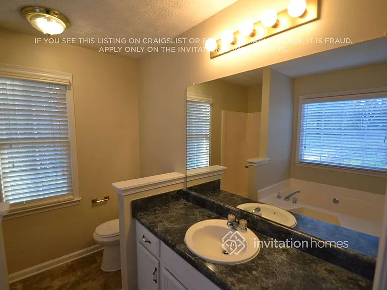 211 Johnstons Way — Photo 10