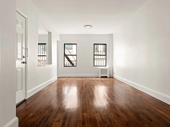 807 Washington Street image 1 of 6