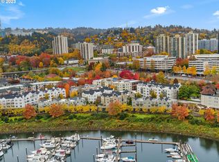 1630 S Harbor Way UNIT 401, Portland, OR 97201