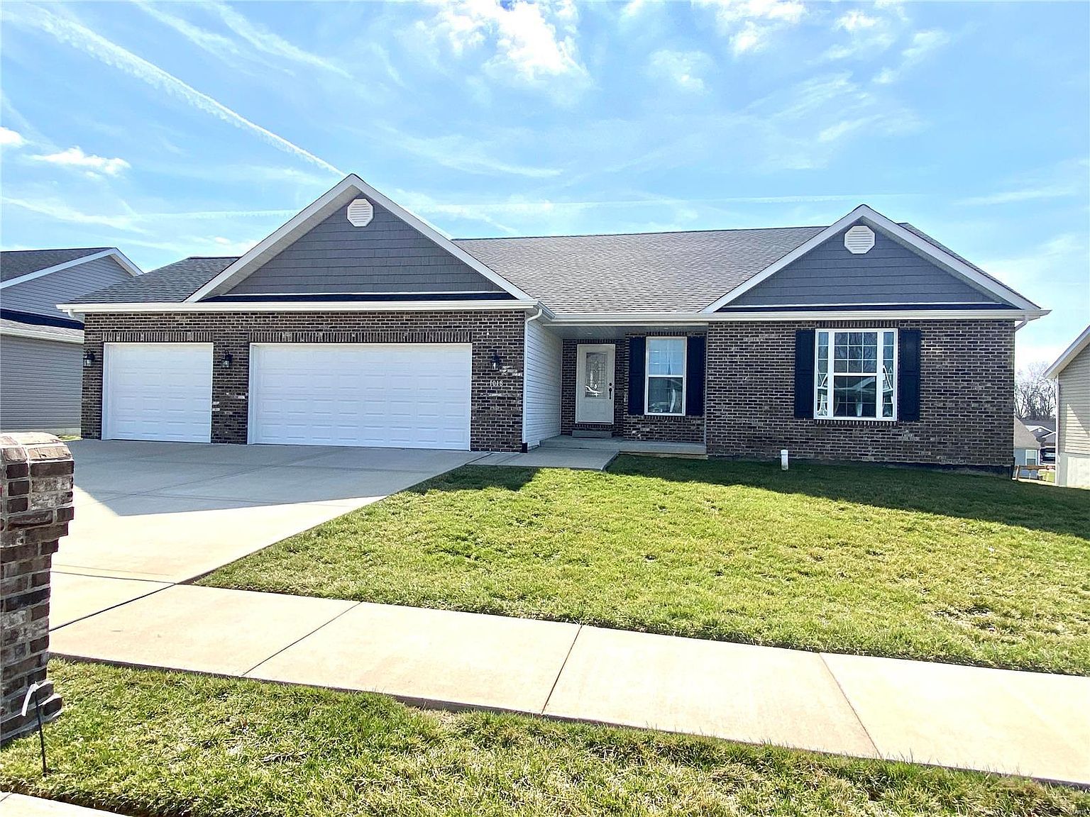 1018 Creekside Dr, Waterloo, IL 62298 Zillow