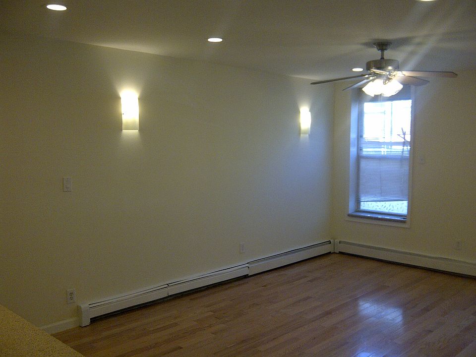 2nd image of 1436 E 64th St