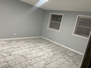 4052 216th St APT 1E, Matteson, IL 60443