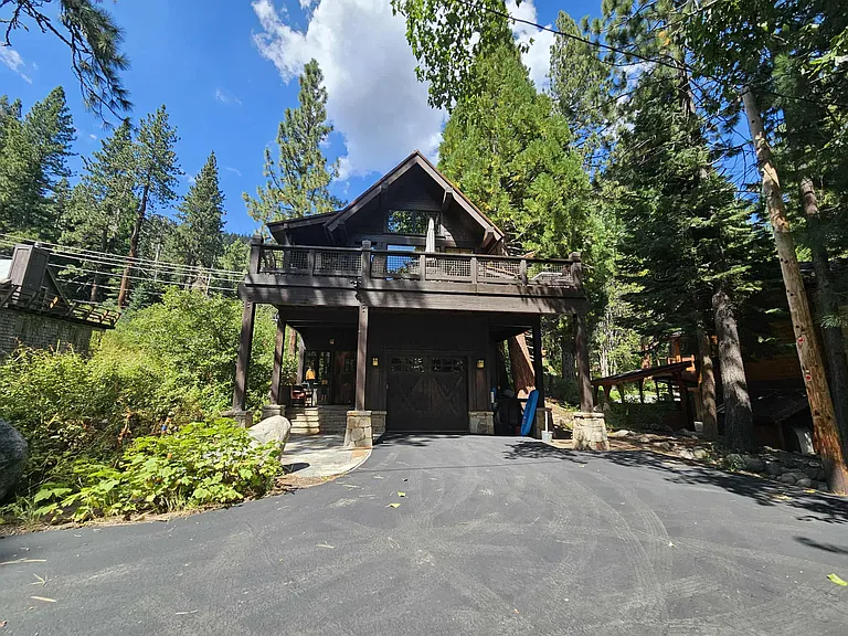 14174 Donner Ave — Photo 1