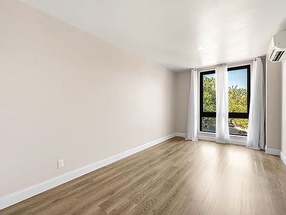 4th image of 45-11 82nd St #W3f