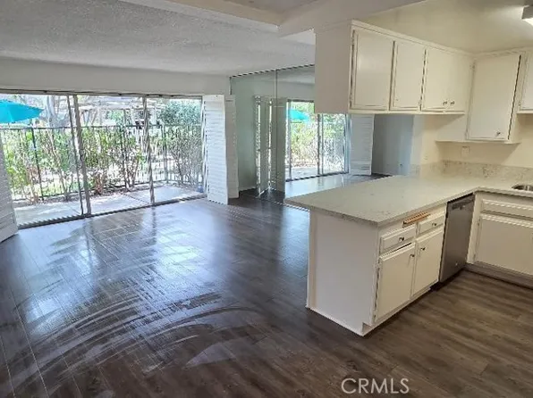 3050 S Bristol St Unit 9D, Santa Ana, CA 92704