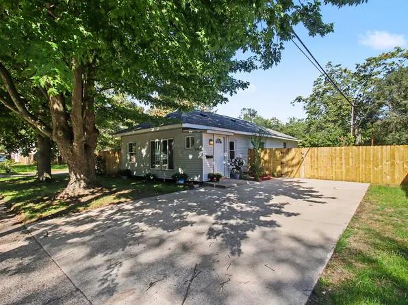 1234 Langeland Ave, Muskegon, MI 49442