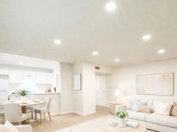 5252 Hermitage Ave, 5252 Hermitage Ave APT 1, Valley Village, CA 91607