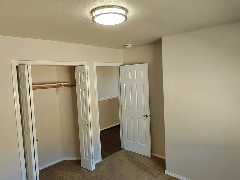 4137 Geranium Loop NE — Photo 13