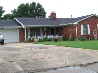 1713 Dave Dr, McAlester, OK 74501