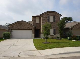 748 Monarch Dr, Seguin, TX 78155
