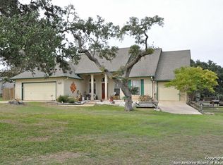 310 Glenvalley Cir, Pipe Creek, TX 78003