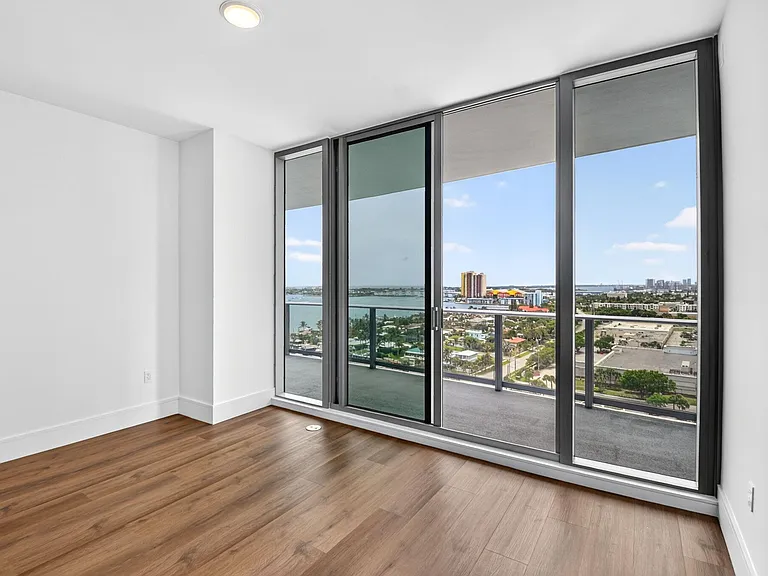 220 Lake Shore Dr #1511 — Photo 6
