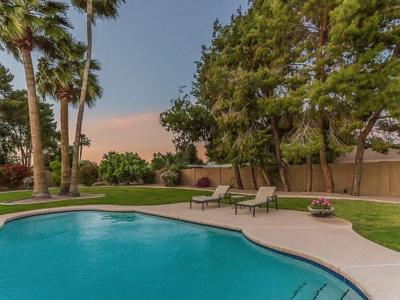 4824 E Winchcomb Dusk-5