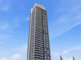 10750 135a St #2908, Surrey, BC V3T 4C9