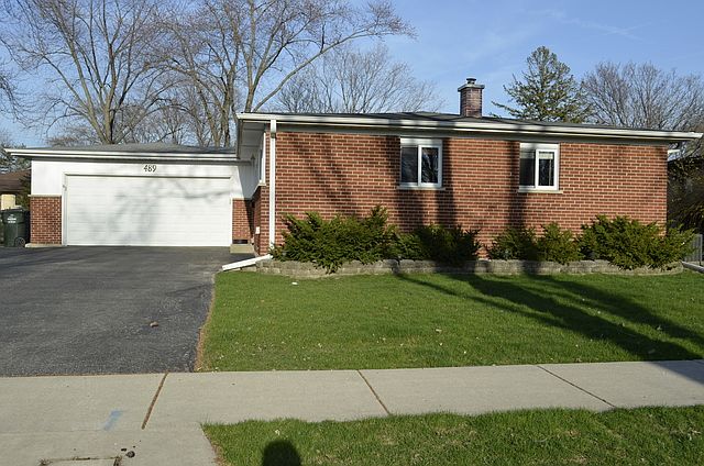 1st image of 489 Leahy Cir