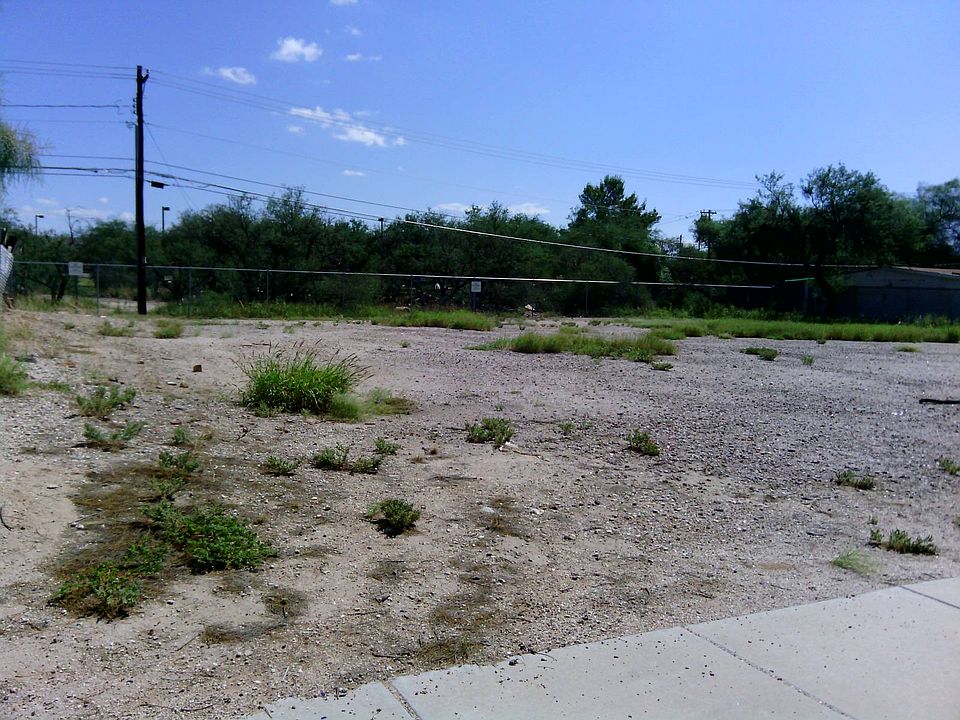 1st image of 1414 N 15th Ave