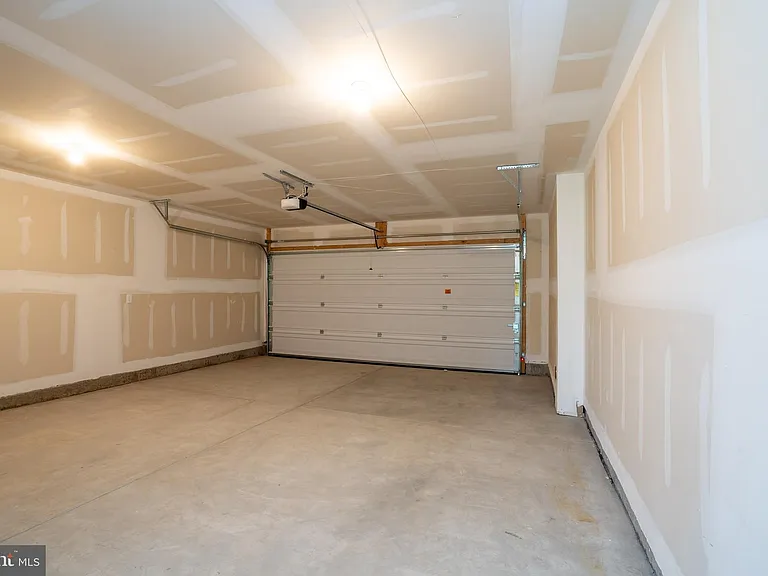 126 Ada Hightower Ave — Photo 29