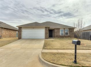 11112 NW 99th St, Yukon, OK 73099