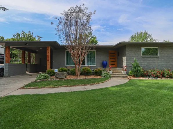 1818 Countryside Ln, Paragould, AR 72450