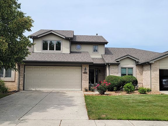 2nd image of 9430 Debbie Ln